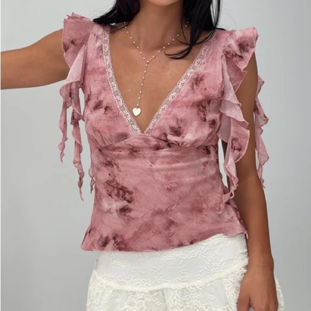 Princess Polly Miztry Top Pink - Picture 2 of 11